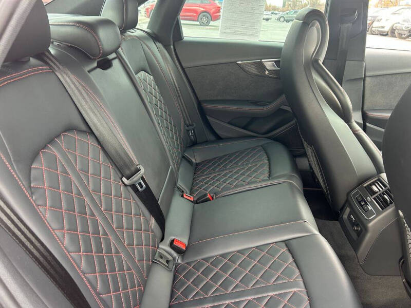 2023 Audi S4 3.0T quattro Premium Plus