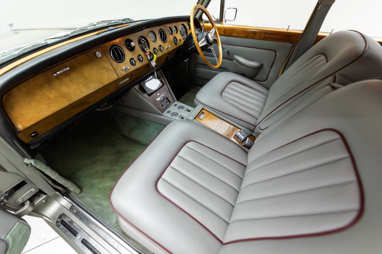 1967 Bentley T1 Saloon 95
