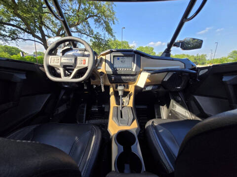 2025 Polaris RZR