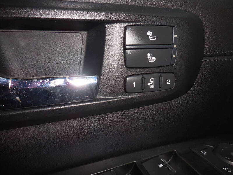 2008 Cadillac SRX V8