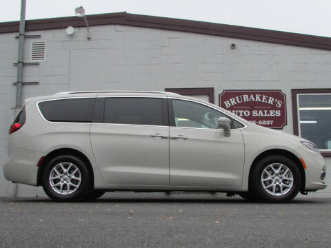 2021 Chrysler Pacifica for sale at Brubakers Auto Sales in Myerstown PA