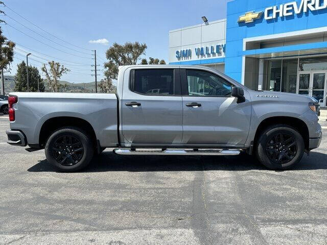 2024 Chevrolet Silverado 1500 Custom