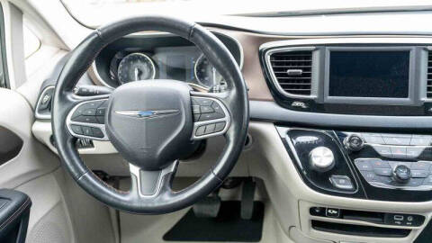 2019 Chrysler Pacifica Touring L