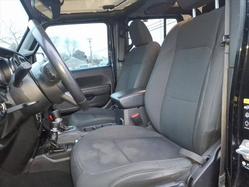 2022 Jeep Gladiator Altitude