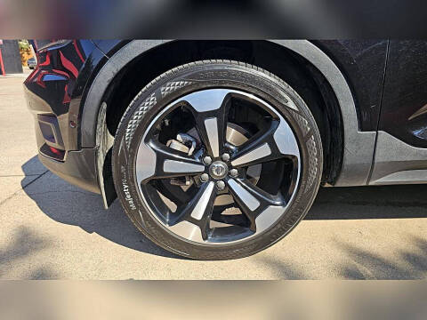 2019 Volvo XC40 T5 Momentum