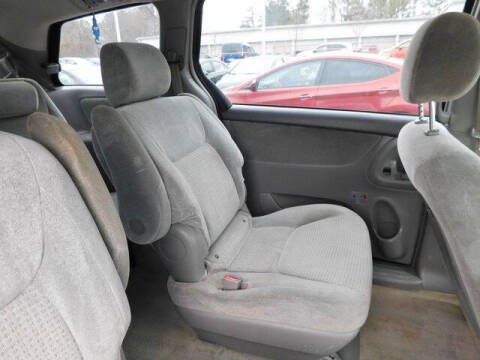 2007 Toyota Sienna CE 7-Passenger