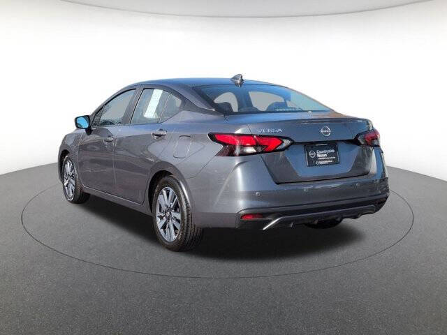 2023 Nissan Versa SV