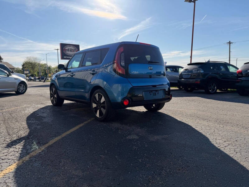 2016 Kia Soul +