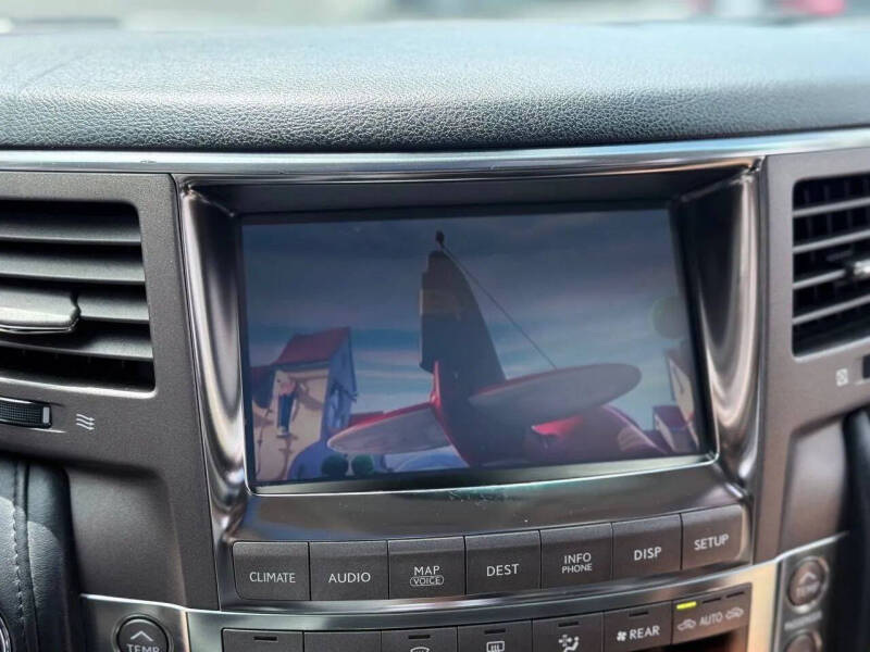 2011 Lexus LX 570