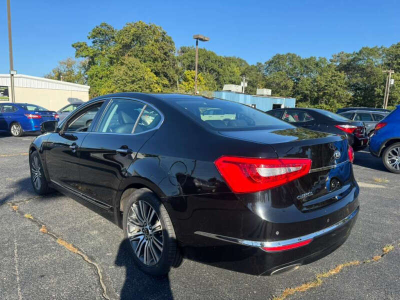 2015 Kia Cadenza Premium