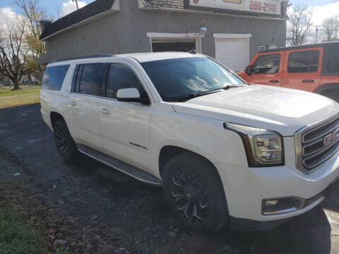 2015 GMC Yukon XL for sale at Economy Motors in Muncie IN