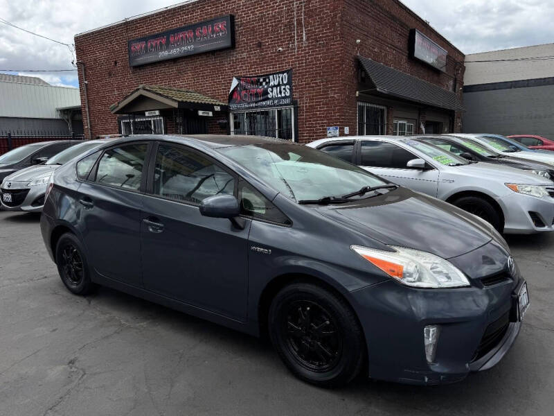 2015 Toyota Prius Two