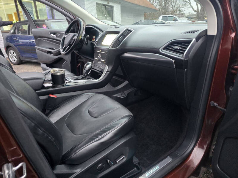 2016 Ford Edge Titanium