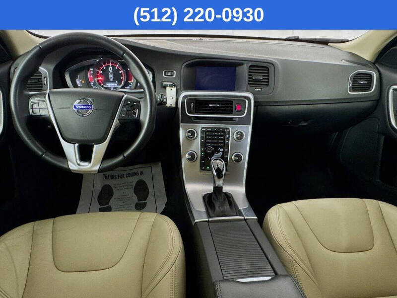 2018 Volvo V60 T5 Dynamic