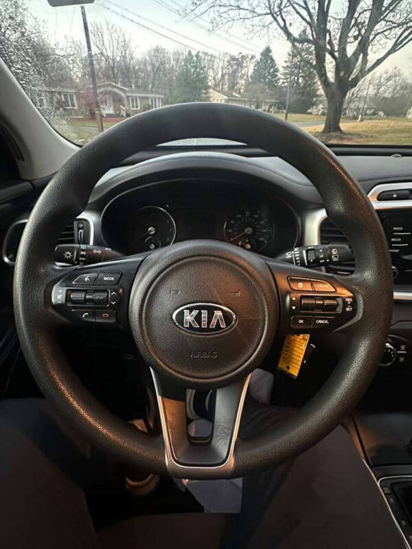 2016 Kia Sorento LX