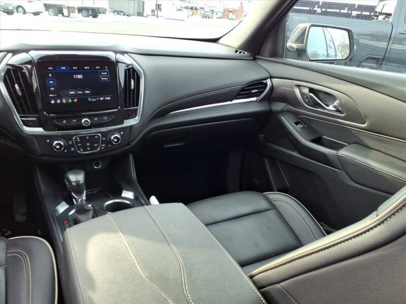 2022 Chevrolet Traverse Premier