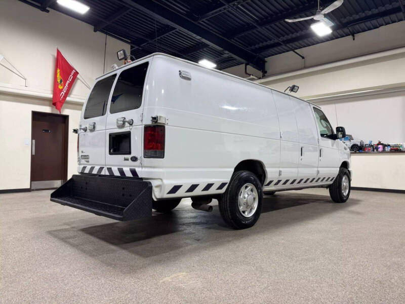 2012 Ford E-Series E-350 SD