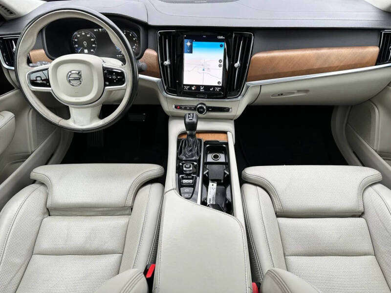 2020 Volvo S90 T6 Inscription