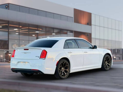 2017 Chrysler 300 S Alloy Edition