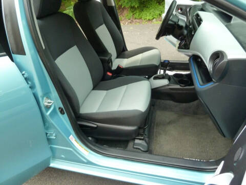 2012 Toyota Prius c Three