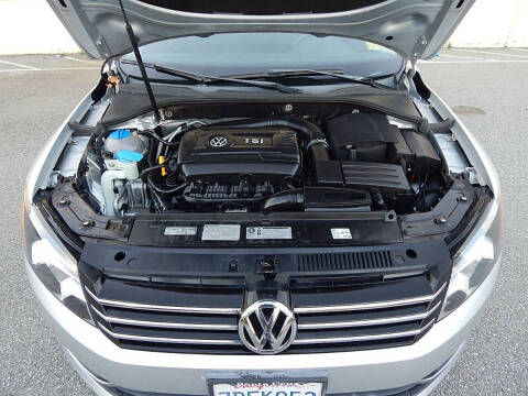 2014 Volkswagen Passat 1.8T Wolfsburg Edition PZEV