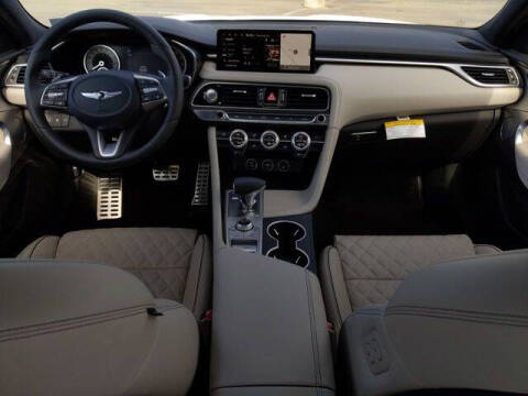 2023 Genesis G70
