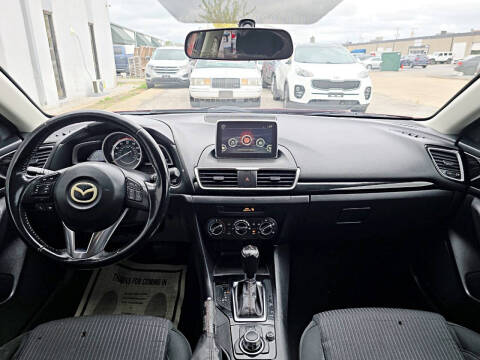 2015 Mazda MAZDA3 i Touring