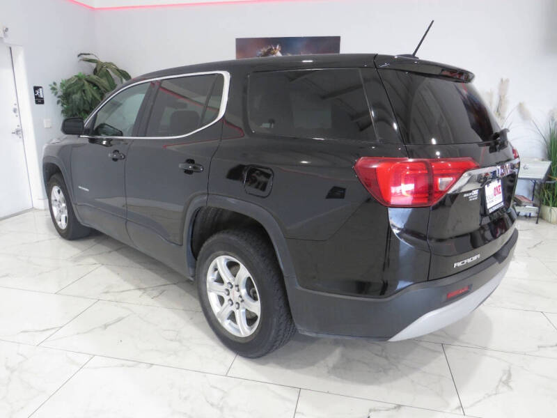 2017 GMC Acadia SLE-1