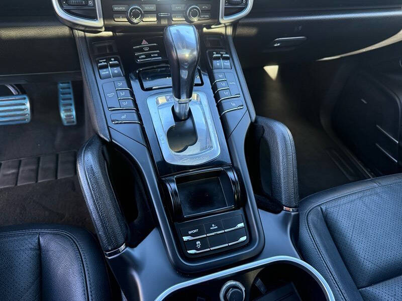 2014 Porsche Cayenne S Hybrid