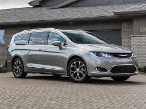 2018 Chrysler Pacifica for sale at Monthly Auto Sales in Muenster TX