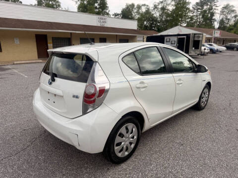 2013 Toyota Prius c Two