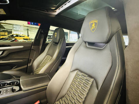 2021 Lamborghini Urus