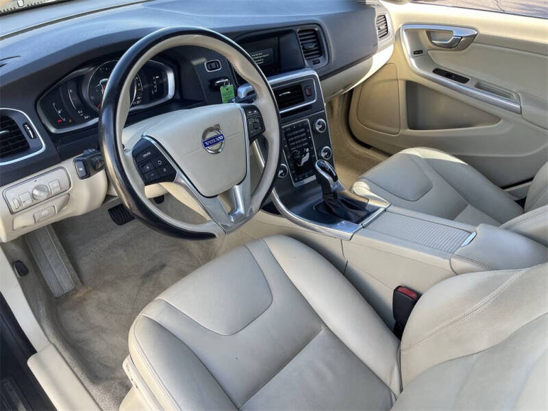 2015 Volvo S60 T5 Drive-E Premier