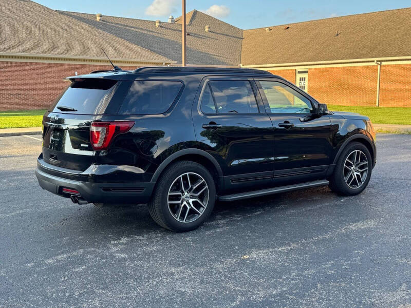 2018 Ford Explorer Sport