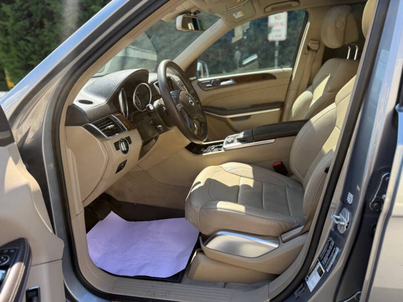 2014 Mercedes-Benz GL-Class GL 550 4MATIC