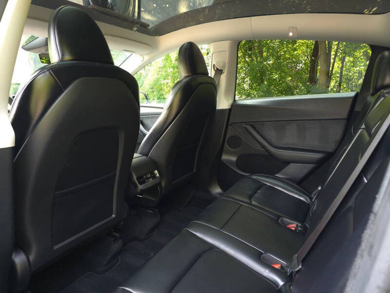 2025 Tesla Model Y Long Range