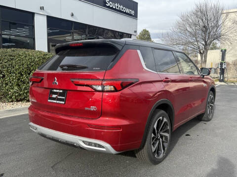 2025 Mitsubishi Outlander PHEV