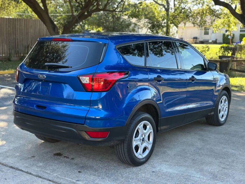 2019 Ford Escape S
