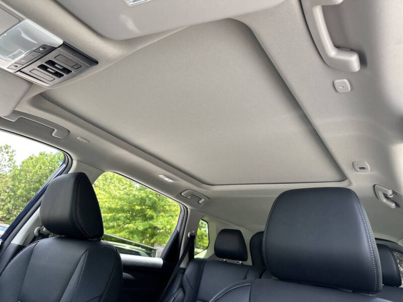 2025 Nissan Rogue Platinum