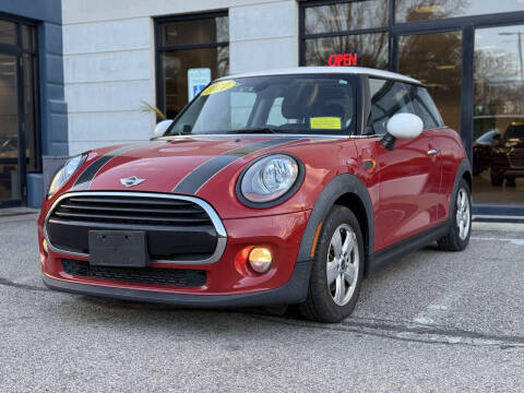 2017 MINI Hardtop 2 Door Cooper