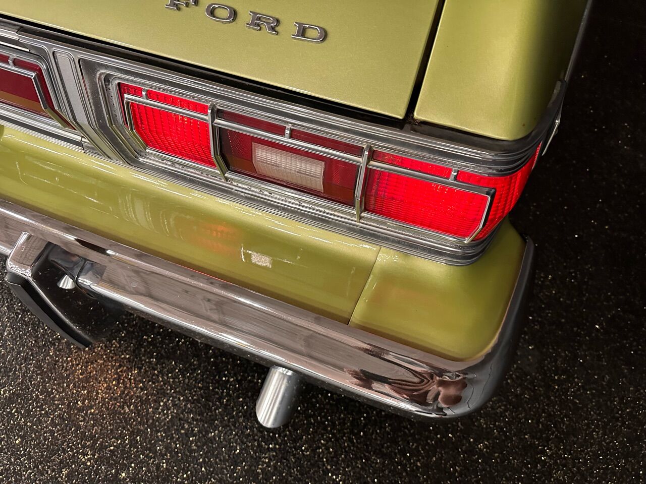 1975 Ford Torino 30