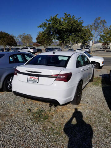 2014 Chrysler 200 LX