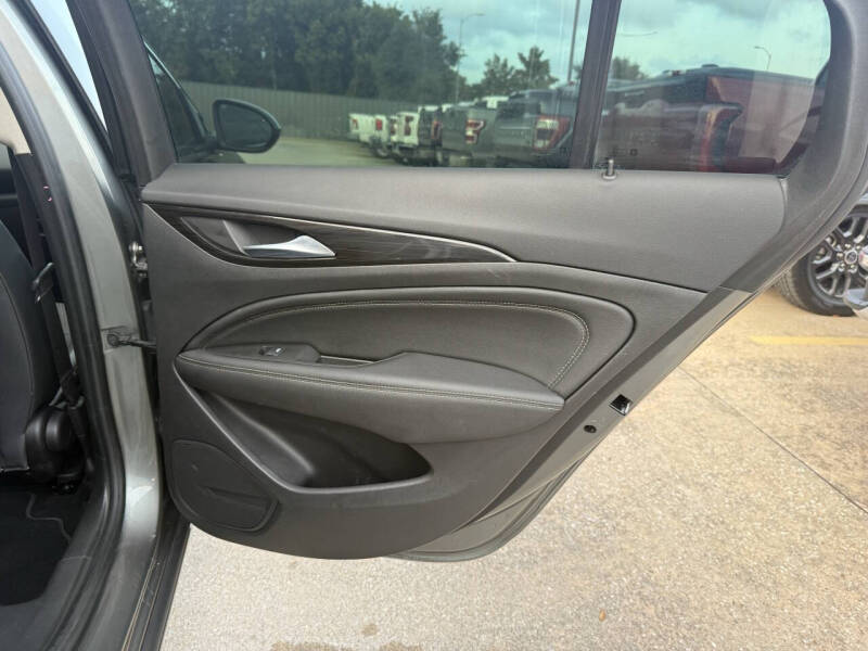 2018 Buick Regal Sportback Preferred II