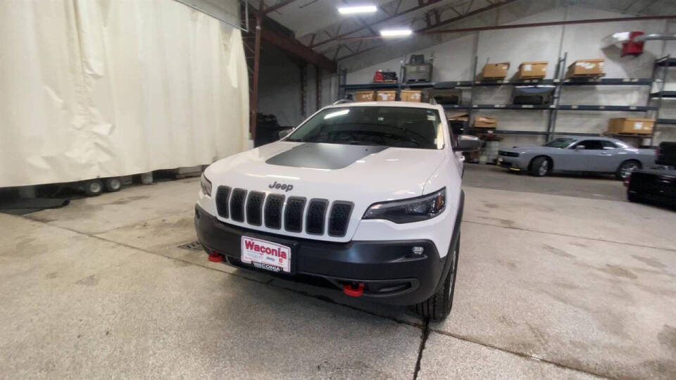 2019 Jeep Cherokee for sale at Victoria Auto Sales in Victoria, MN