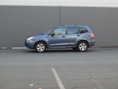 2014 Subaru Forester 2.5i