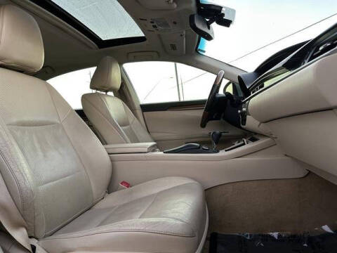 2013 Lexus ES 300h