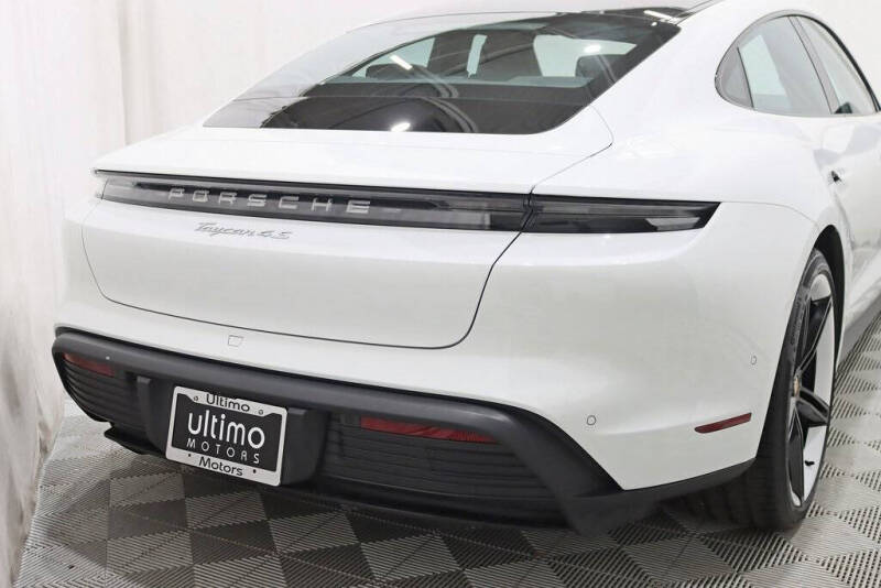 2024 Porsche Taycan 4S