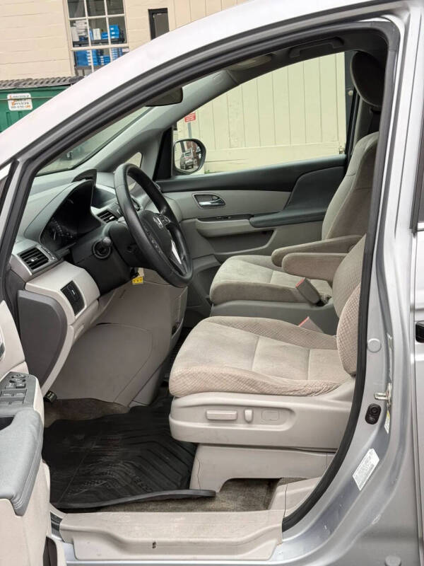 2017 Honda Odyssey LX