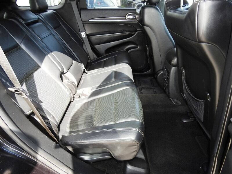 2015 Jeep Grand Cherokee  - $16,900