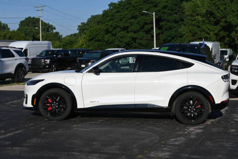 2025 Ford Mustang Mach-E Premium